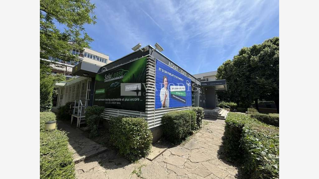 Local commercial 139m² à louer à Ste-Foy-lès-Lyon