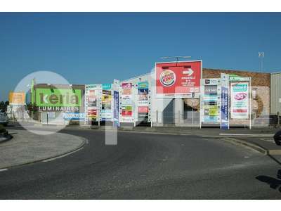 Location Locaux commerciaux - Boutiques à Sainte-Geneviève-des-Bois