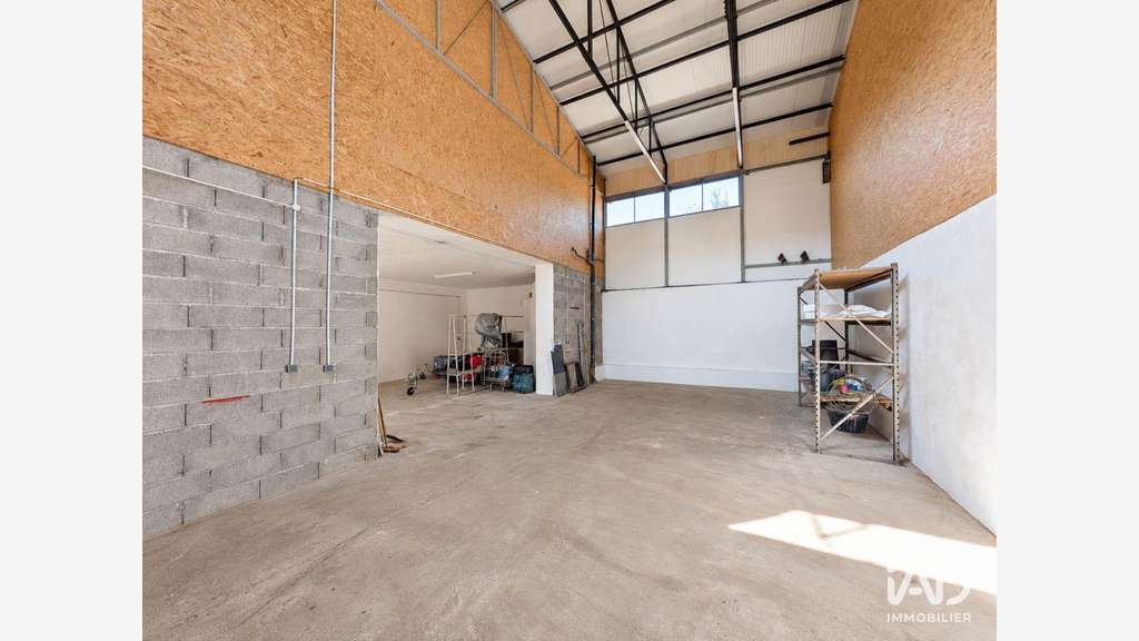 Loft/atelier à Sainte-Jalle