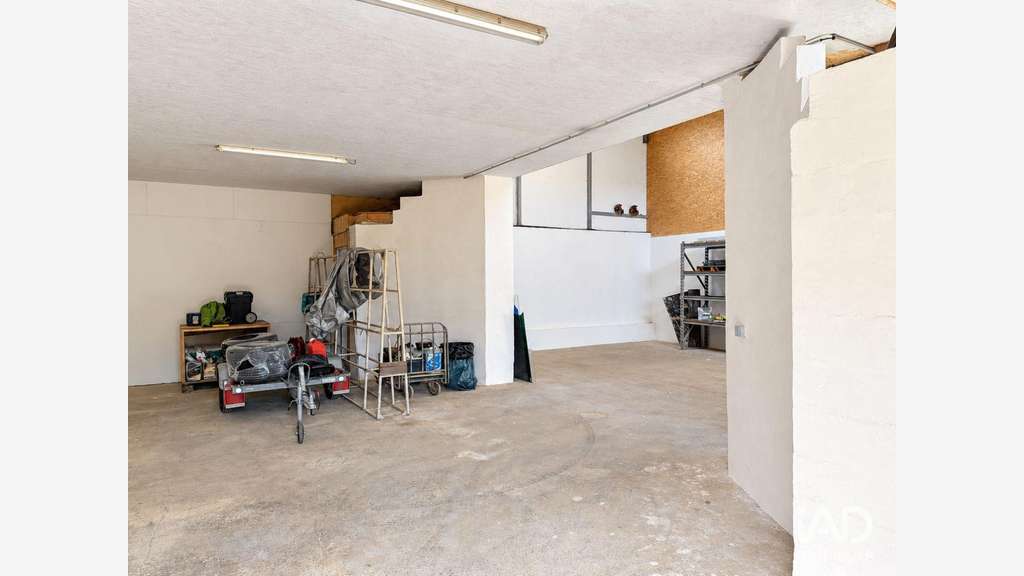 Loft/atelier à Sainte-Jalle