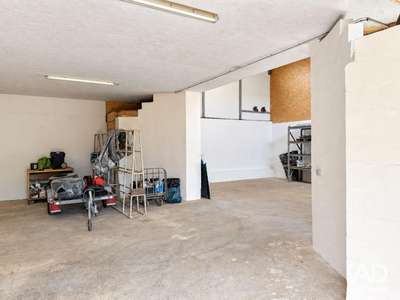 Loft/atelier à Sainte-Jalle