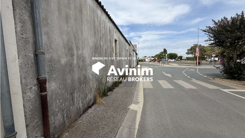A louer local commercial 90m² Sainte Marie de Ré 