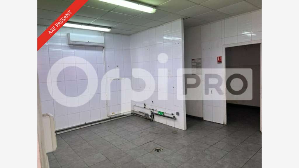 A louer local 61m² sur route passante Sainte-Rose