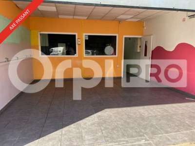 A louer local 61m² sur route passante Sainte-Rose