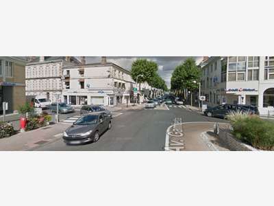 LOCAL COMMERCIAL 467 m² – rive droite – N°1 BIS