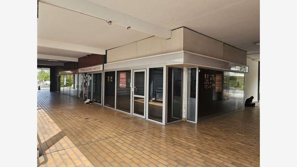 Local commercial de 55 m² sur SAINTES