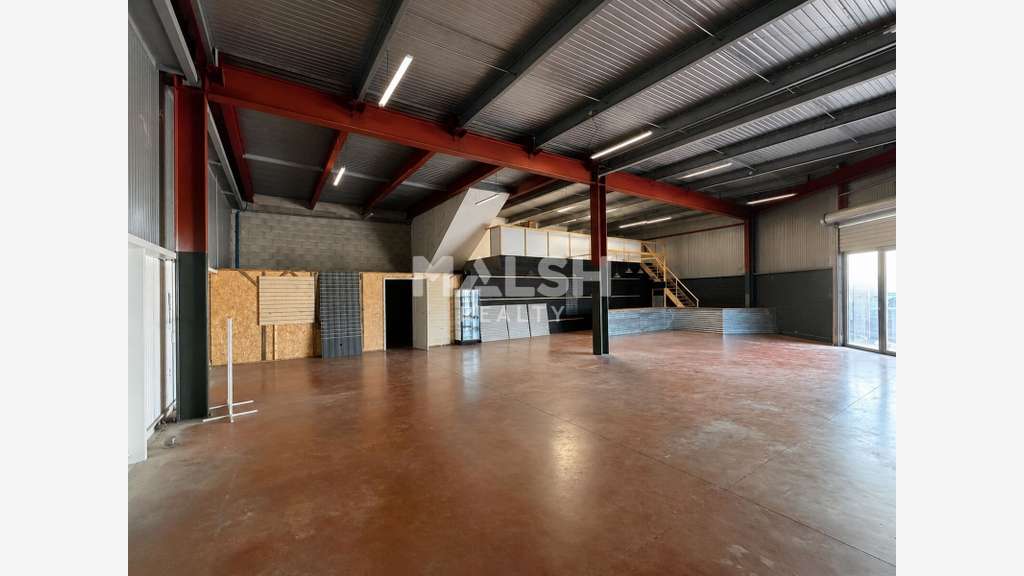 LOCAL COMMERCIAL À LOUER - 290m² - SALAISE- SUR-SA