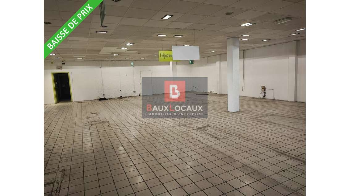 A louer local commercial 364m² à Salon de Provence