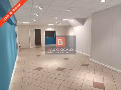 Location local commercial 70m² à Salon de Provence