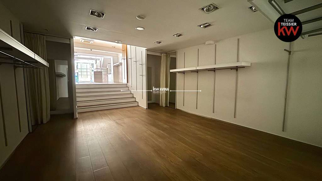 Superbe local 103m² à louer Salon-de-Provence
