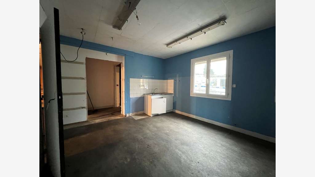 A louer local commercial 332m² à Sarlat-la-Canéda