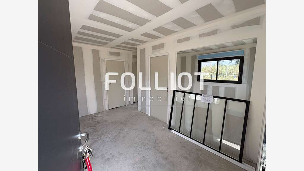 Local commercial Sartilly 148 m2