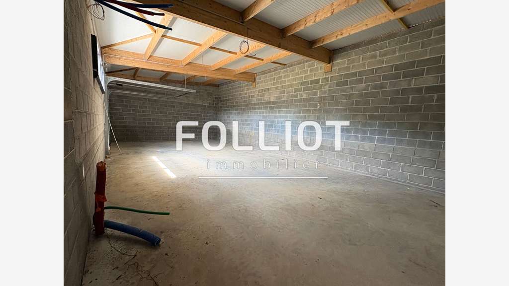 Local commercial Sartilly 148 m2