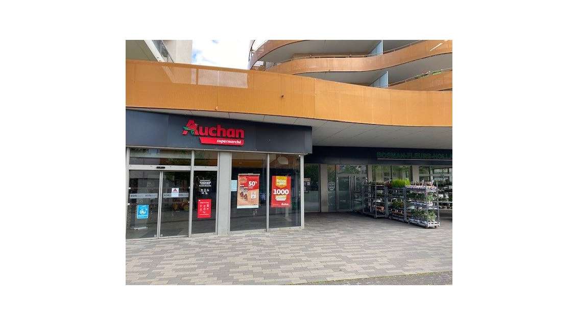 Très beau local 86m² à louer galerie Schiltigheim