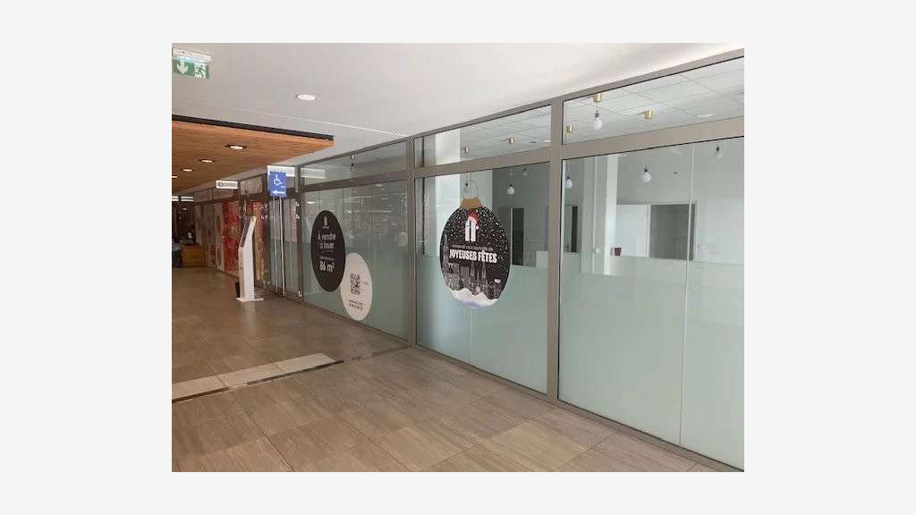 Local 87m² avec vitrines à louer à Schiltigheim