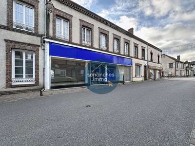 Location local commercial 53m² Senonches centre