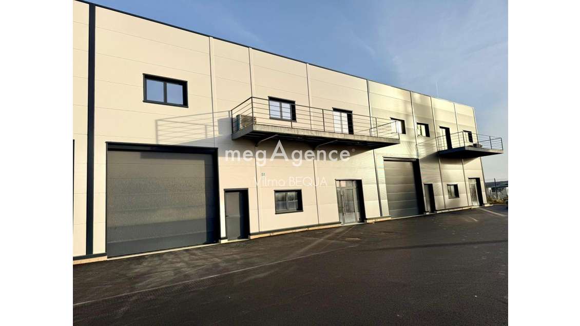 Entrepôt bureaux neufs de 400m² à louer à Sens
