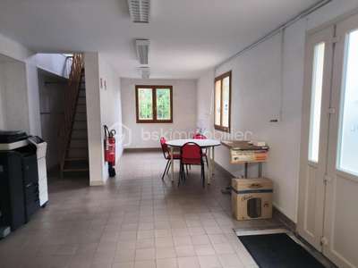 Location Locaux commerciaux - Boutiques à Sens