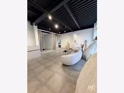 Boutique à Servon