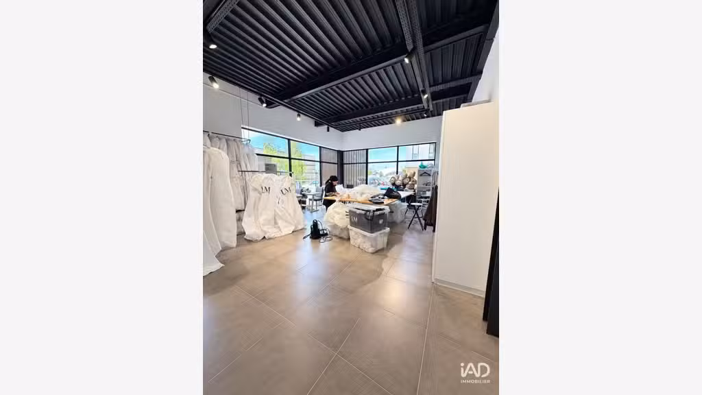Boutique à Servon