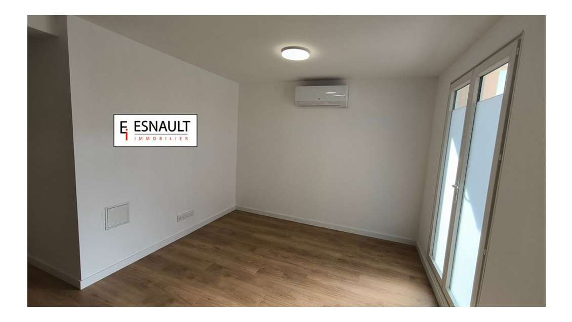 Bureau neuf 14.5m² à louer à Sète