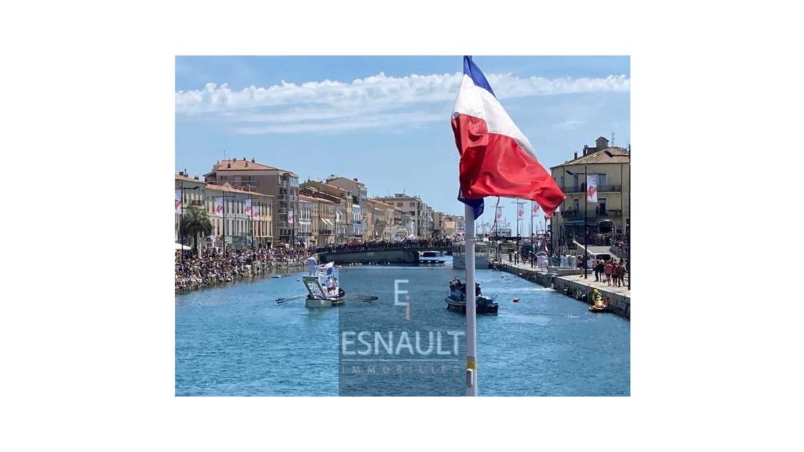 Local 70m² commerce ou tertiaire à louer à Sète