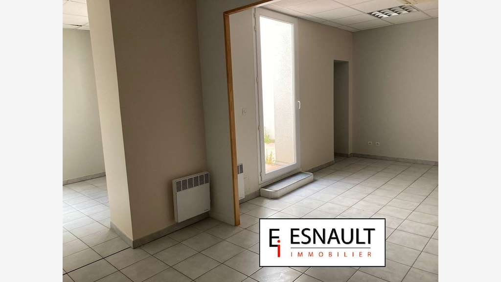 Location bureaux 45m² en centre-ville de Sète