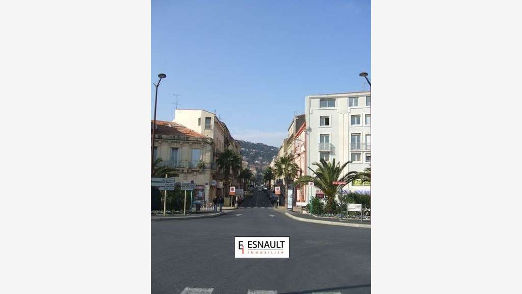 Location commerce 65m² prox gare maritime de Sète