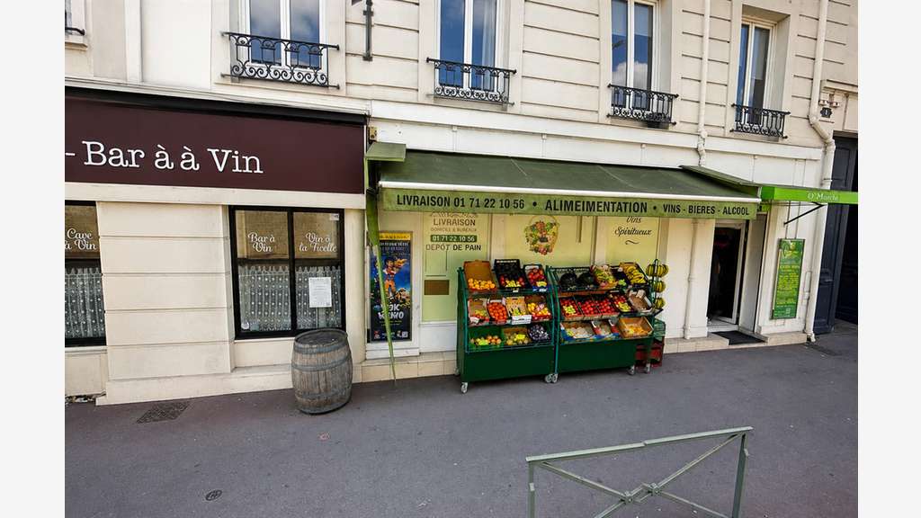 A louer boutique 78m² Sèvres secteur dynamique
