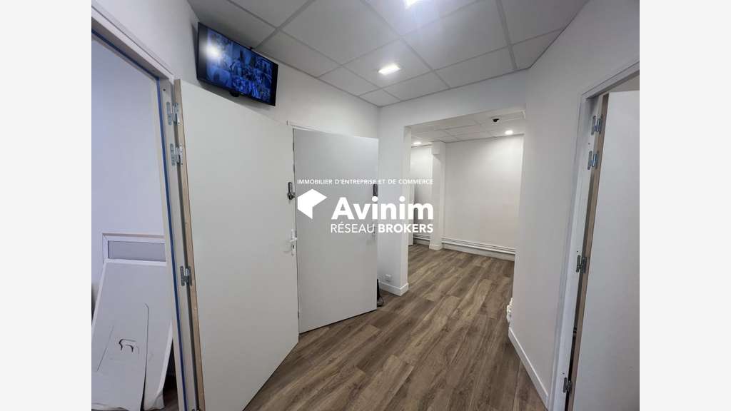 A louer boutique 55m² à Sèvres