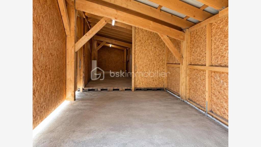 Loue local stockage dépôt 60m² Sillingy (74330)