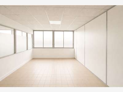 A louer bureaux de 200m² à Six Fours les Plages