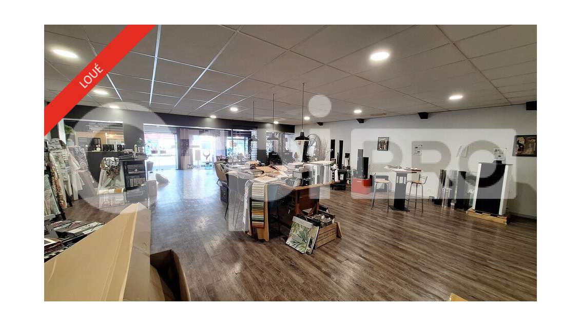 Vente local commercial 184m² Soissons hyper centre
