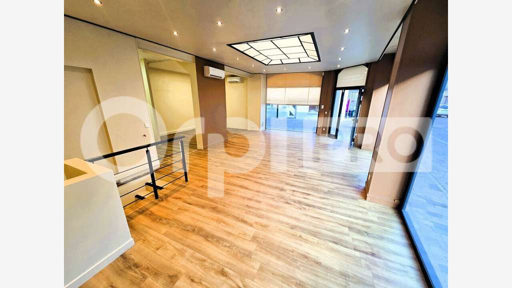 A louer local 64m² empl N°1 hyper centre Soissons