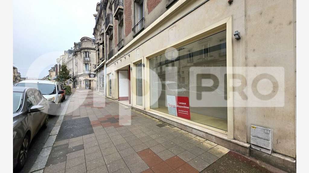 A louer local de 190m² en hyper centre Soissons