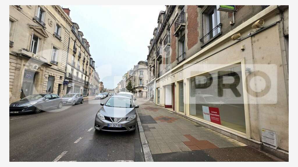 A louer local de 190m² en hyper centre Soissons