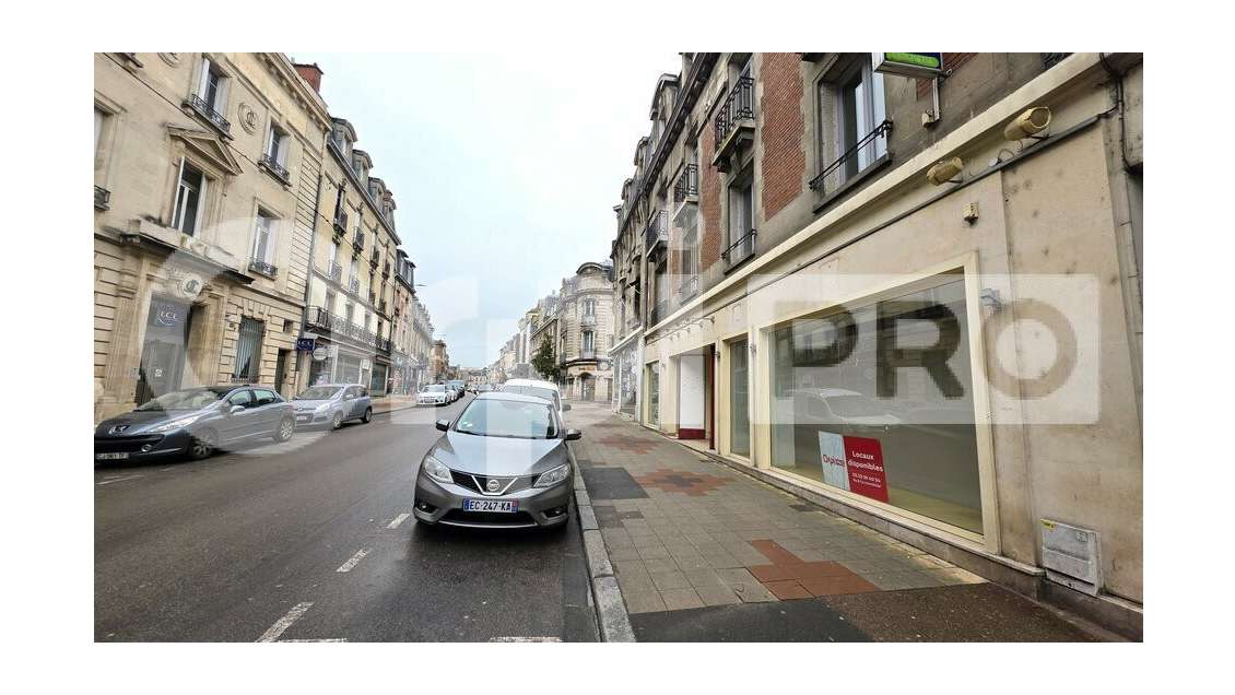 A louer local de 190m² en hyper centre Soissons