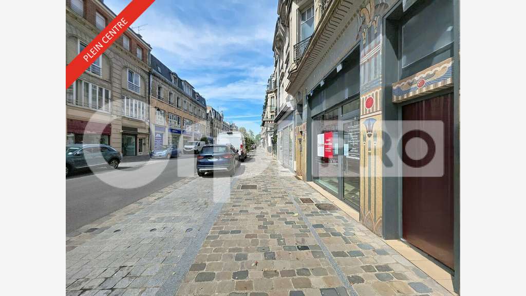 Local commercial 151m² à louer à Soissons centre