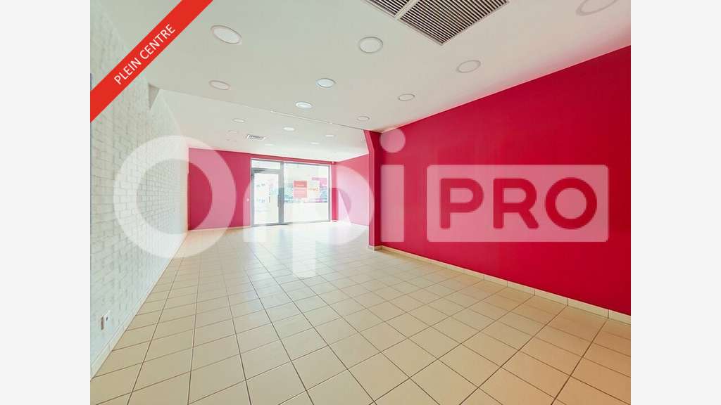 Local commercial 151m² à louer à Soissons centre