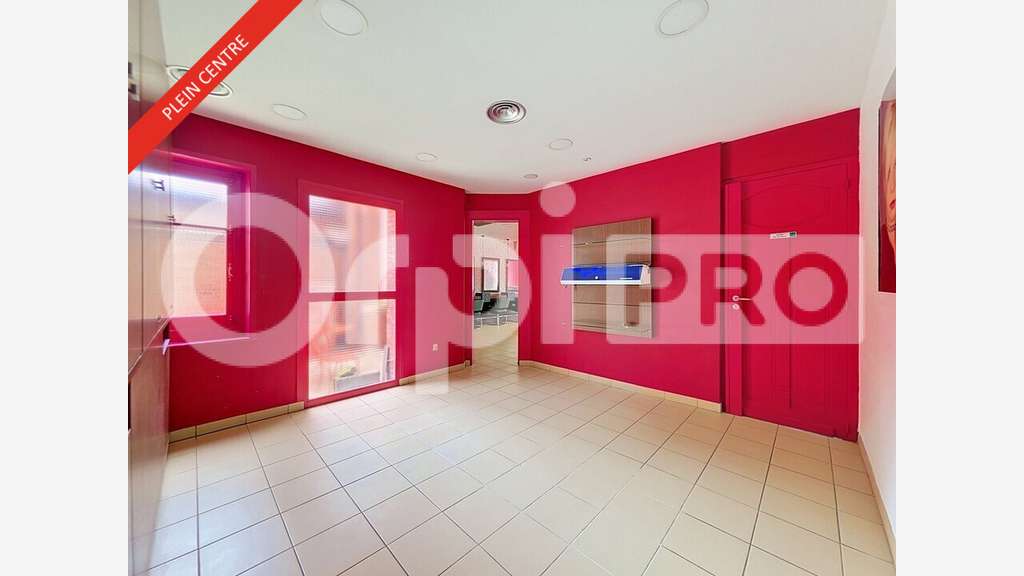Local commercial 151m² à louer à Soissons centre