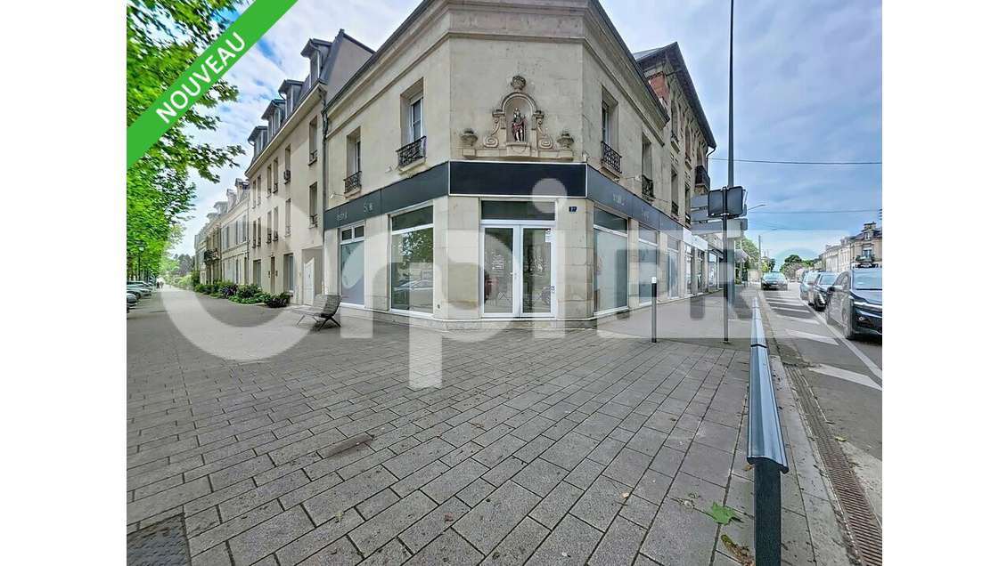 SOISSONS - LOCAL COMMERCIAL à louer