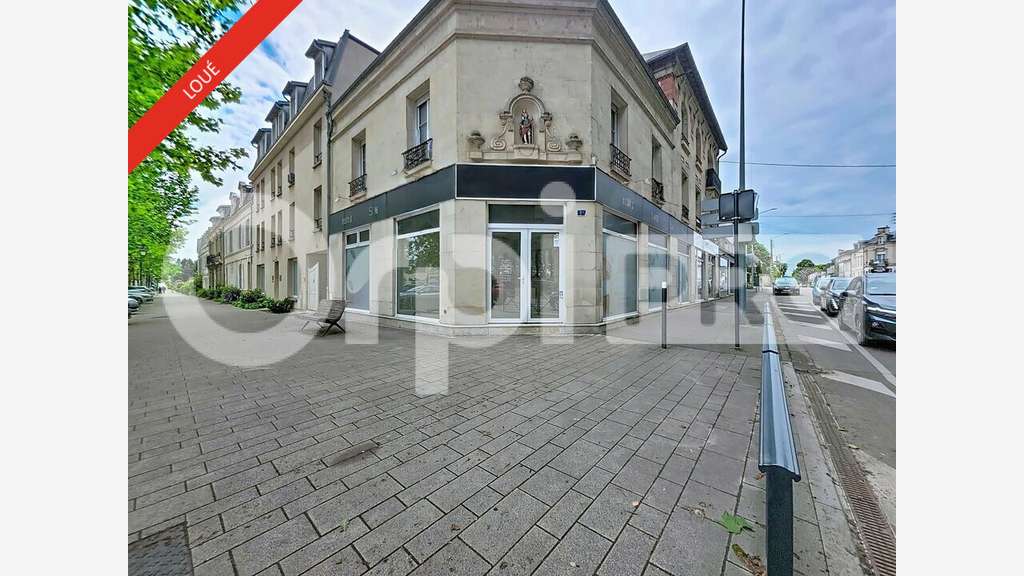 Local commercial 90m² à louer à Soissons