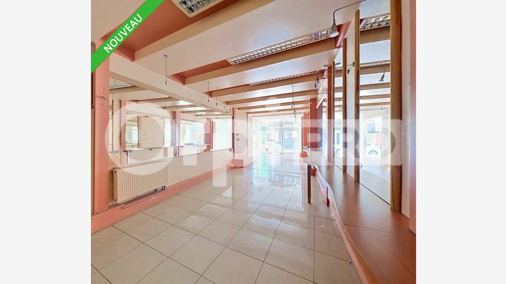 Local commercial 90m² à louer à Soissons centre