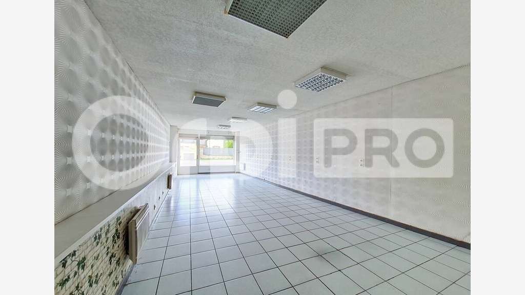 A louer local commercial 55m² Soissons axe passant