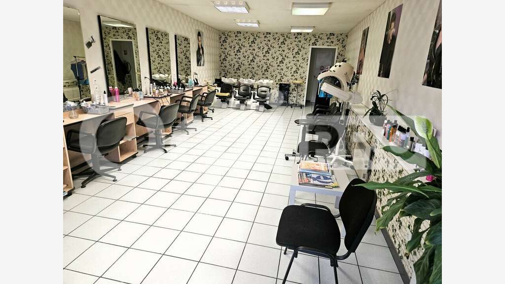 A louer local commercial 55m² Soissons axe passant