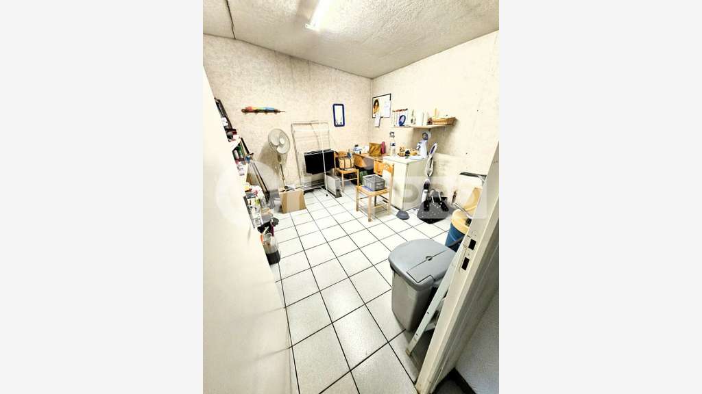 A louer local commercial 55m² Soissons axe passant