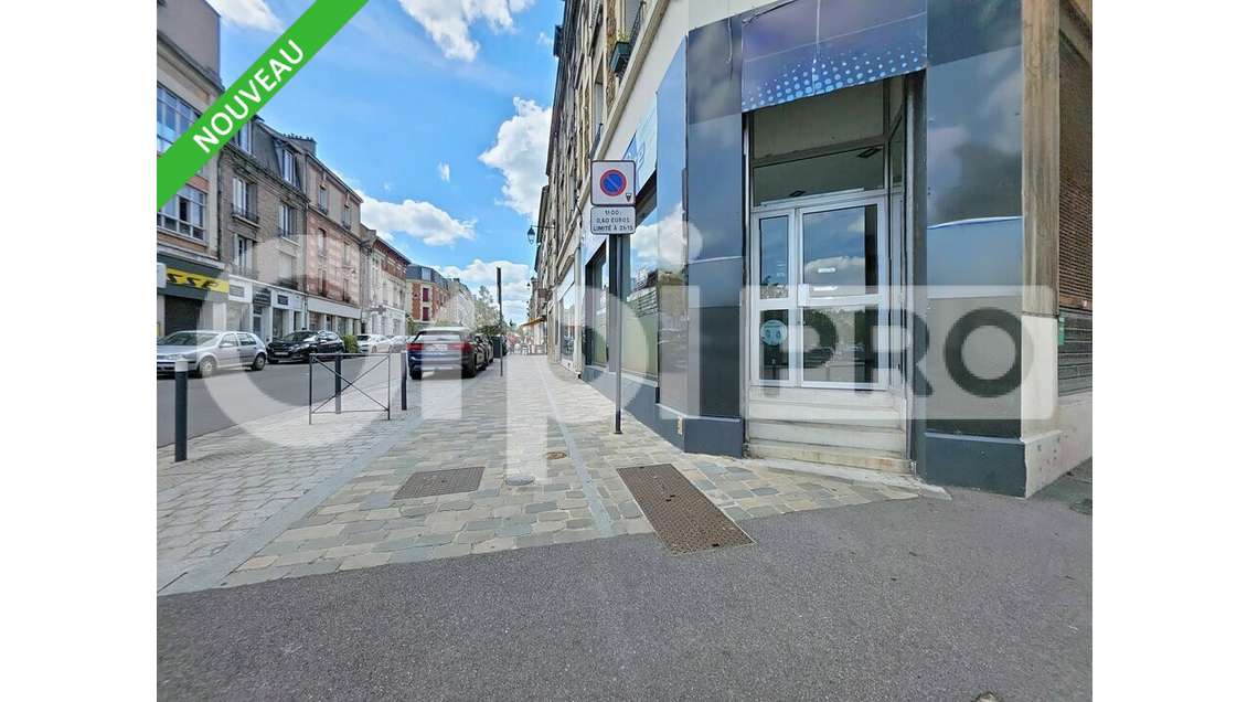 A louer local commercial 65m² centre Soissons