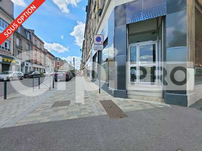 A louer local commercial 65m² centre Soissons