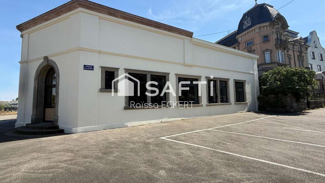 A louer local de 220m² en centre-ville de Soultz