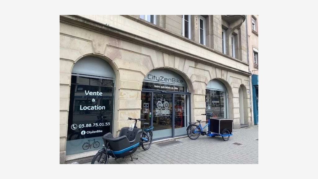 Local commercial 224m² + cave à louer Strasbourg